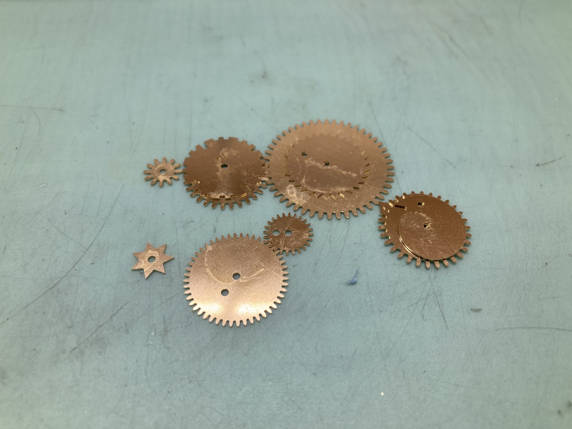 Perpetual calendar cam and lever assembly