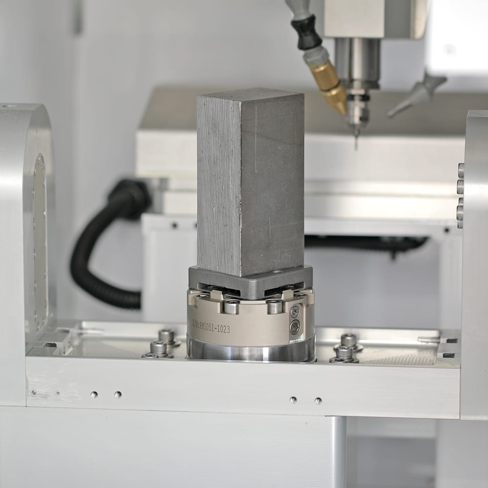 Versatile Workpiece Holding with Quick-Release System
